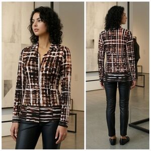NWOT Joseph Ribkoff 12 Modern Contemporary Abtract Silky Knit Button Down Shirt